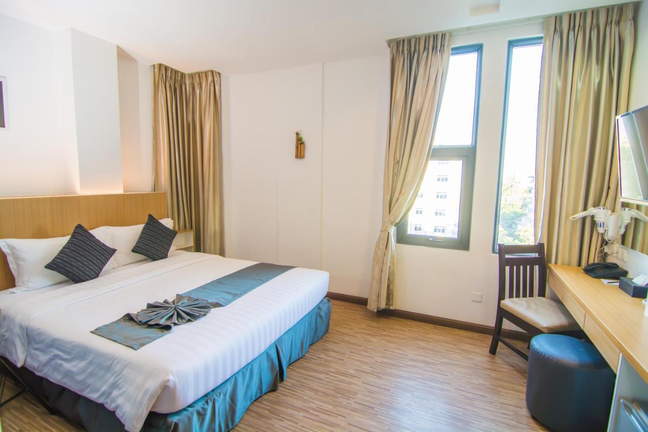 Hotel Botahtaung Yangon