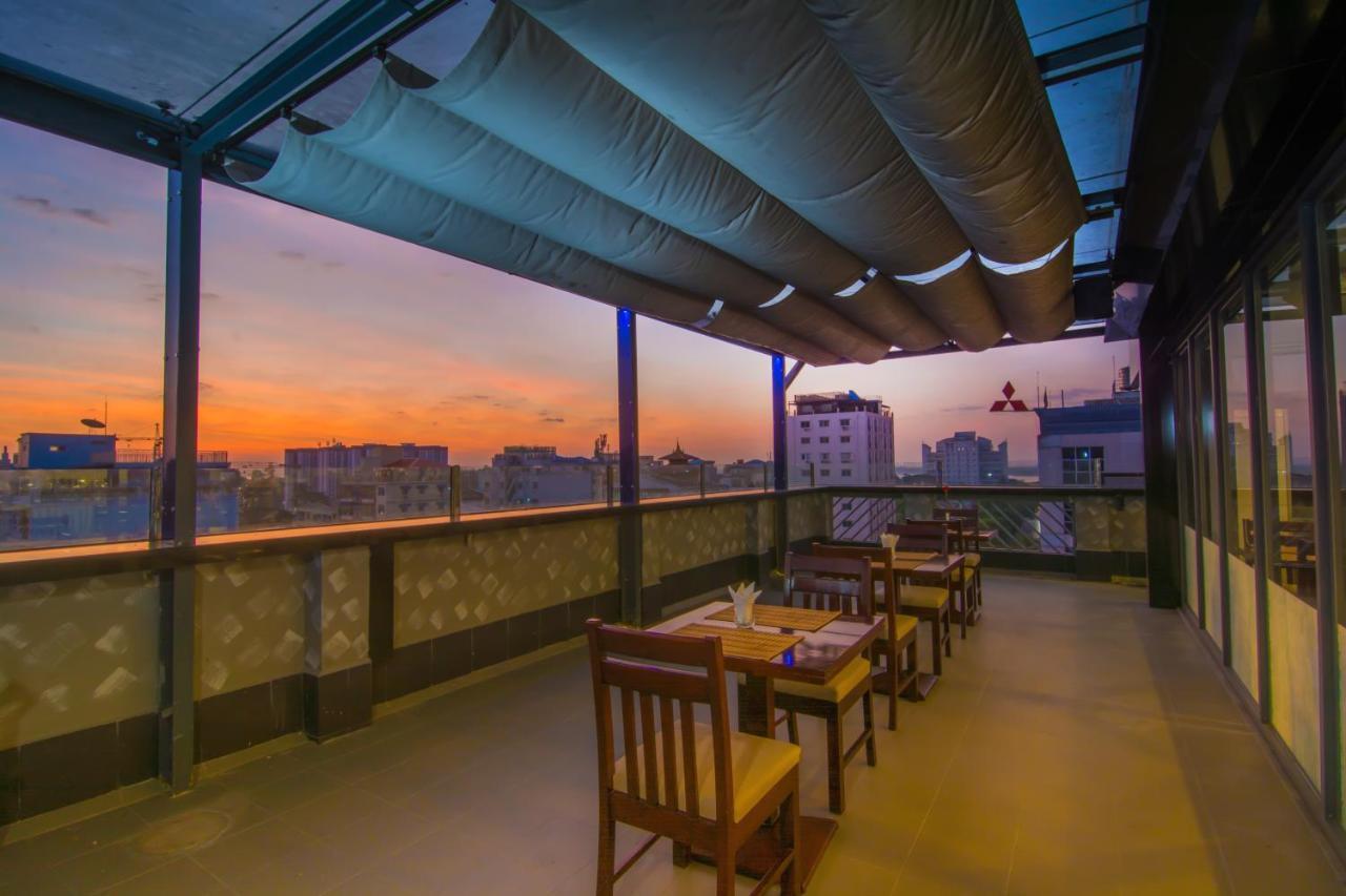 Botahtaung Hotel Yangon